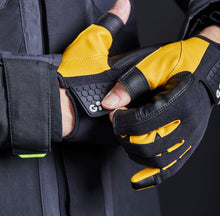 Load image into Gallery viewer, Gill Pro Gloves Long Finger Black